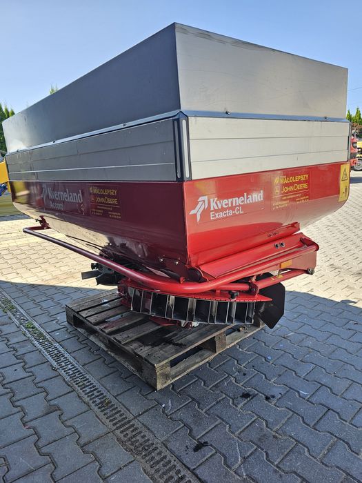 Rozsiewacz do nawozu Kwerneland Accord