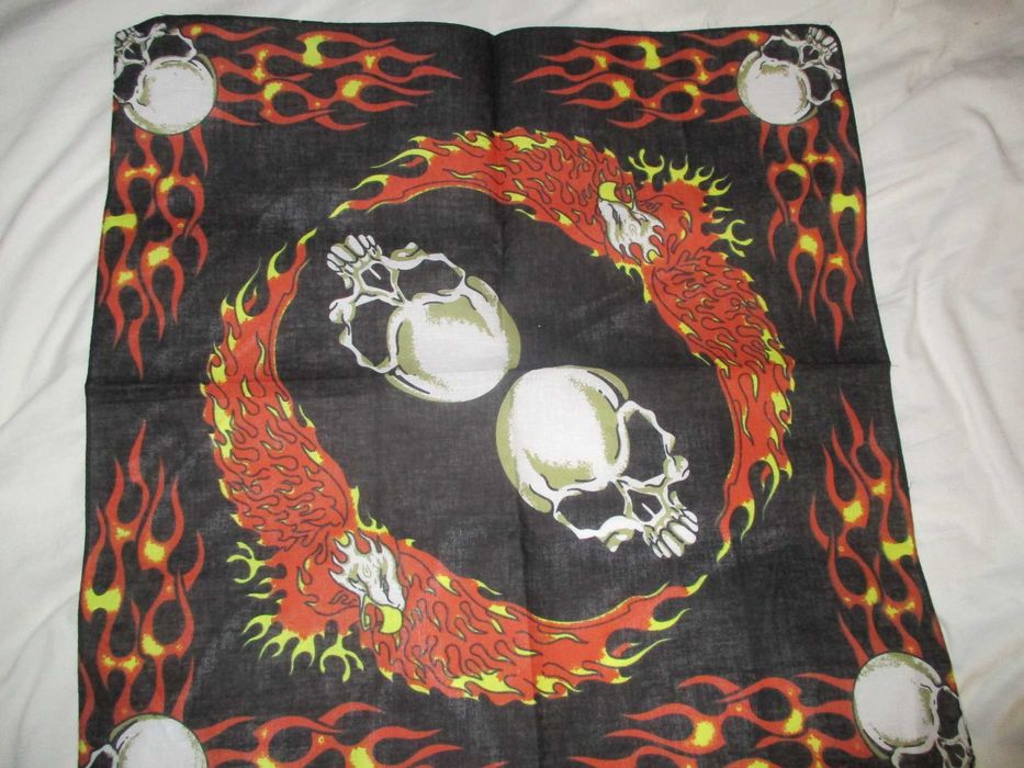 бандана черного цвета