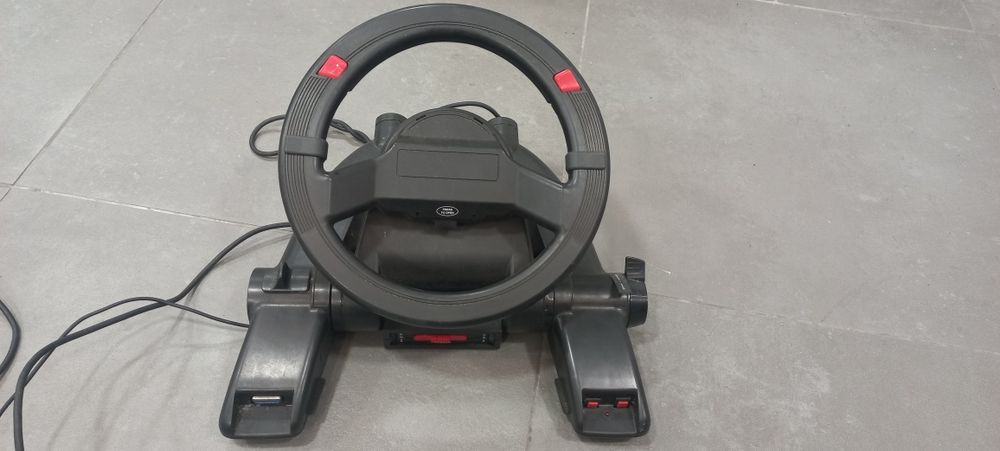 Volante PC Gaming antigo retro