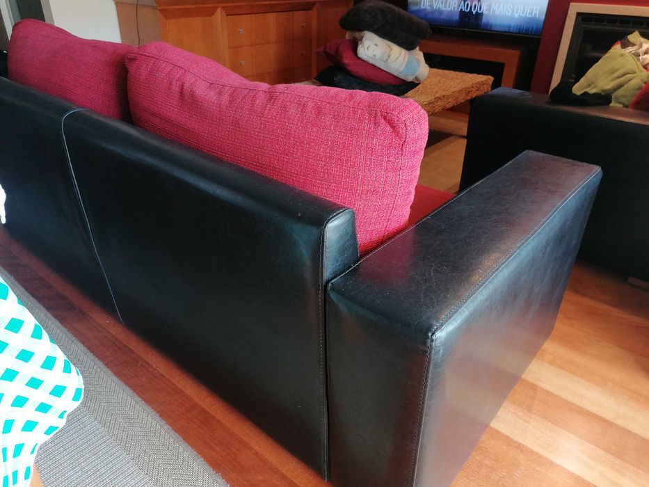 Sofás em pele e tecido