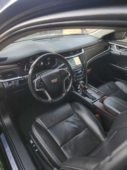 Sprzedam Cadillac XTS