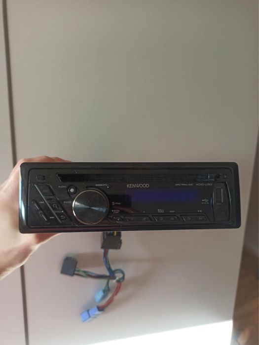 radio samochodowe marki KENWOOD model KDC-U30