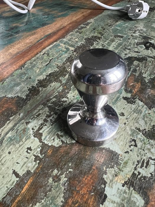 Tamper do ekspresu kolbowego espresso Smeg