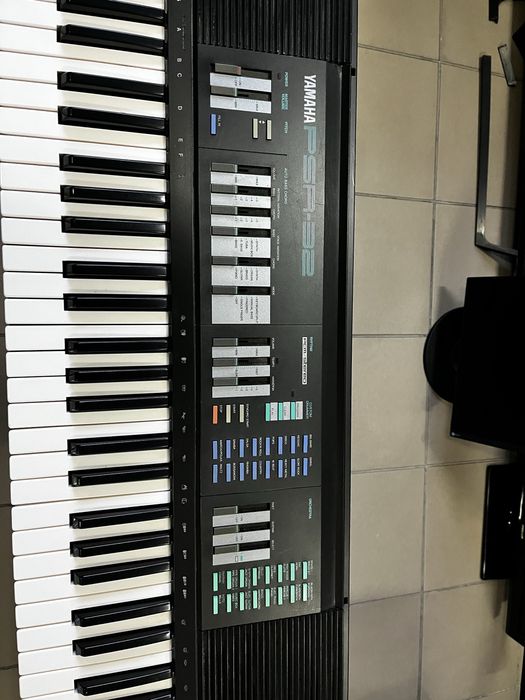 Фортепіано Yamaha PSR-32