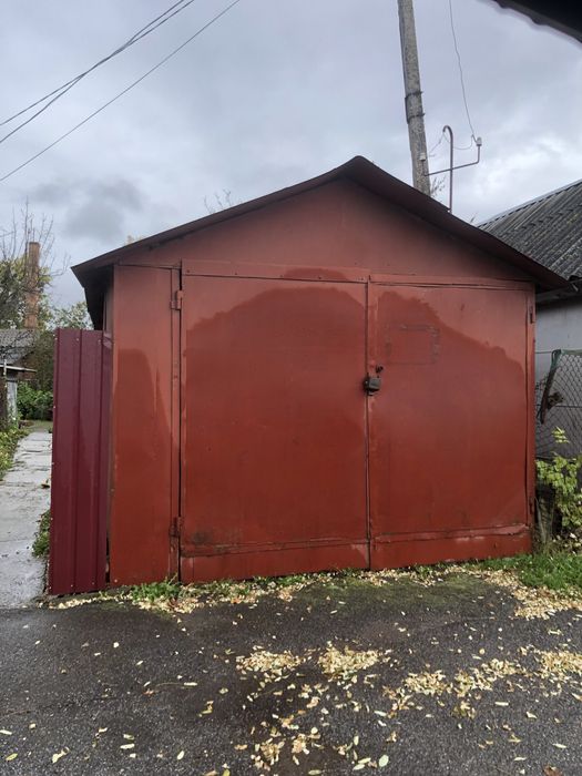 Продам гараж в центрі міста