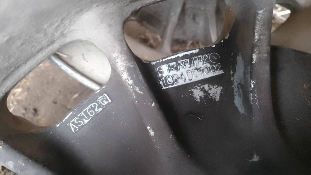 Диски титанові  Мерседес 123 1000гр штука