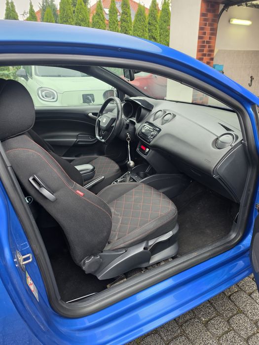 SEAT Ibiza Cupra 1.4 TSI 180 KM DSG – Dynamiczny Hot Hatch
