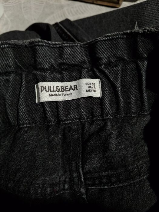 Чорні джинси жіночі Pull & Bear