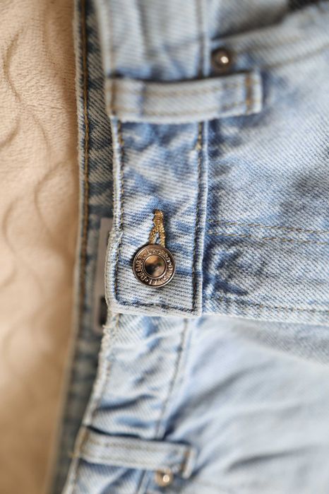 Jeansy MOM Bershka z dziurami r. 40 jasny niebieski *nowe