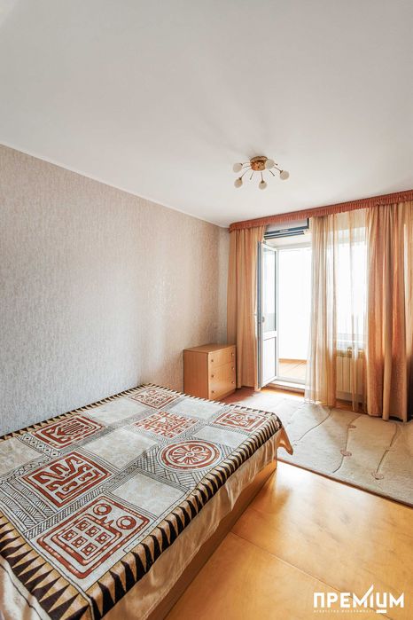 Продаж 3-х. кімнатна квартира вул.В.Дивізії