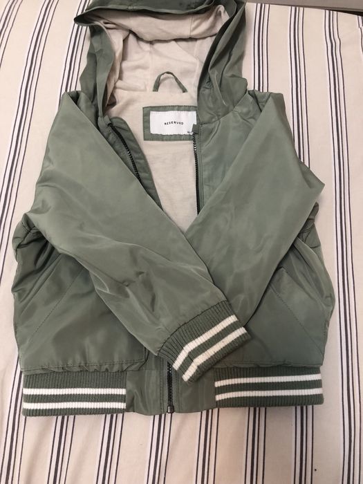 Куртка ( вітровка) rezerved