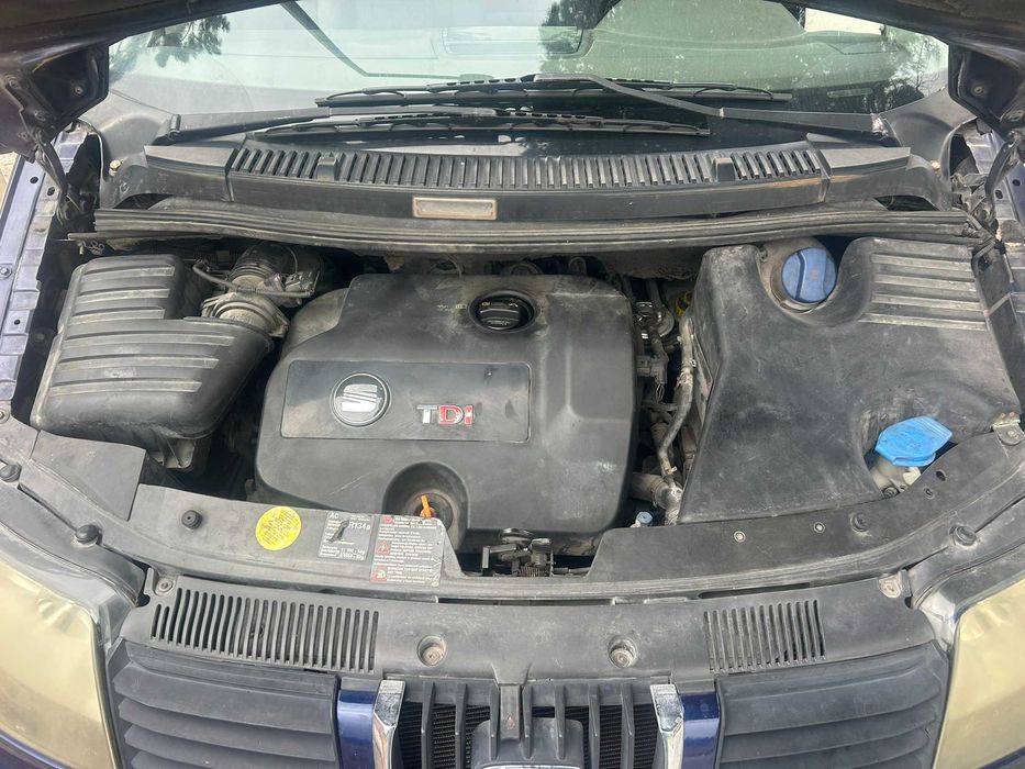 Seat Alhambra 1.9 TDI 115 - Ano 2000 - Carro de trabalho diário - Ler descrição