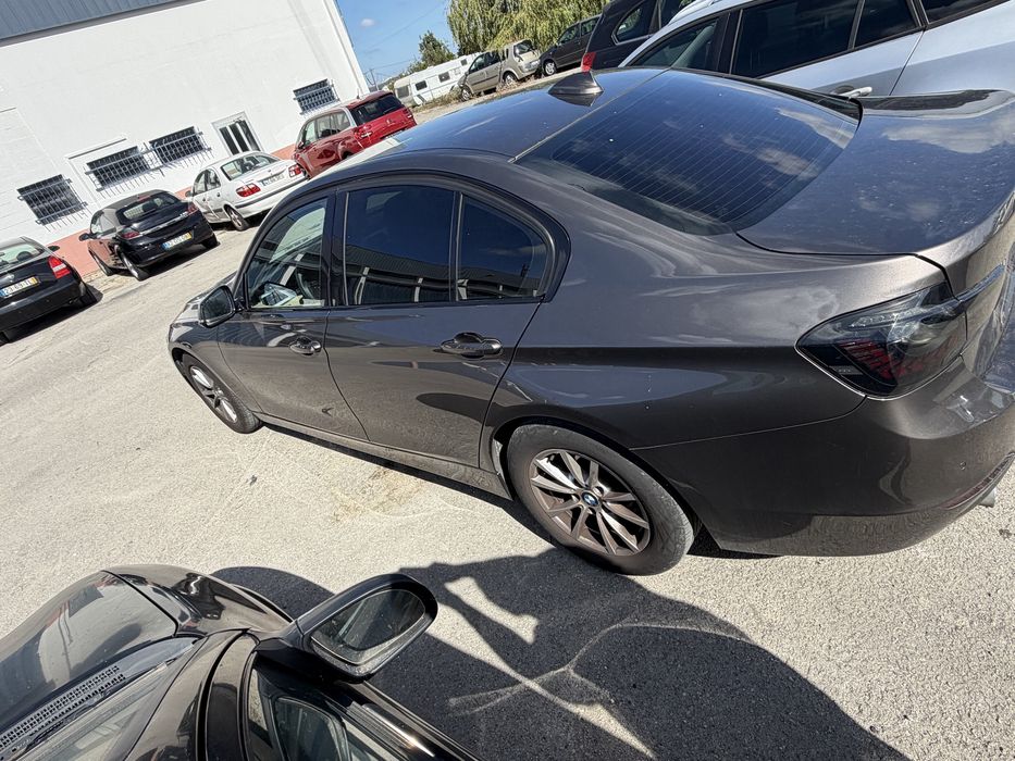 Bmw 320 d automatico viatura revisada muito fiavel — photo 4