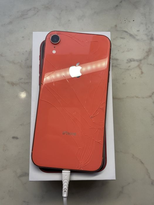 iPhone xr coral 128GB 83% Neverlock