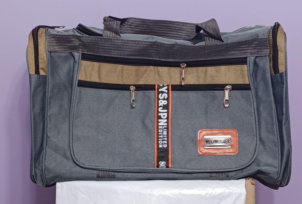 Дорожня сумка нова.