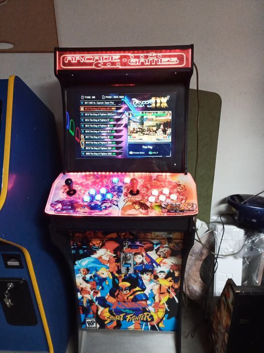 Máquina arcade com milhares de jogos