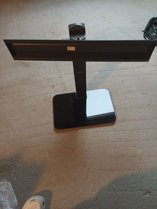 Stojak do telewizora.