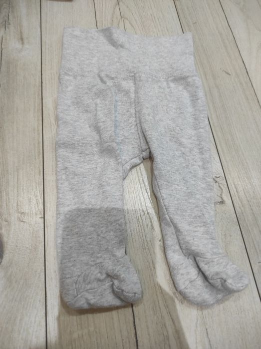 Komplet niemowlęcy bluzka i półśpiochy