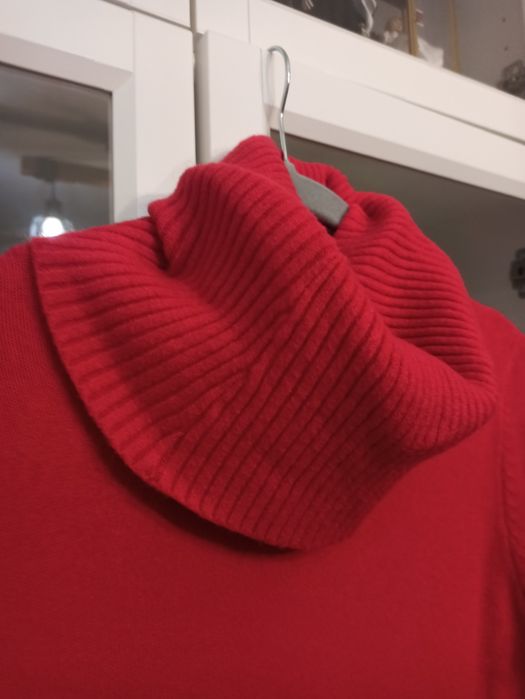 Sweterkowa Czerwona sukienka tunika z golfem S/M Phi Phi Star