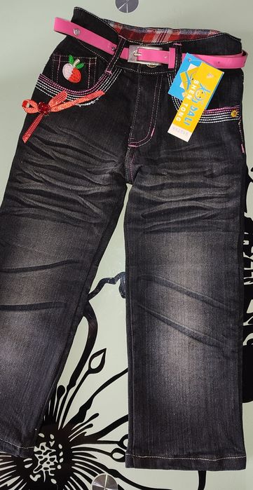 Новые джинсы на девочку