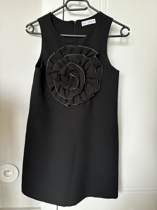 Sukienka swiąteczna Zara