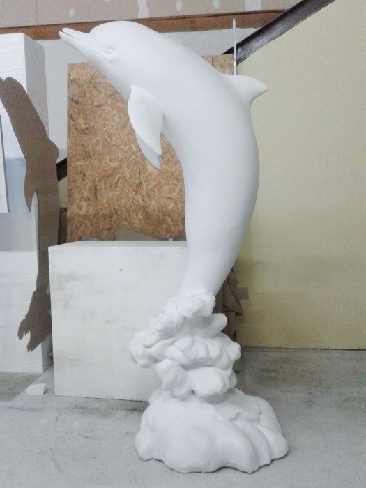 Объемные скульптуры и декор из пенопласта