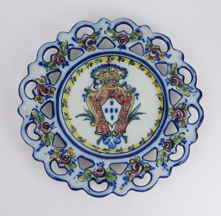 Prato antigo Alcobaça - Brasão Armas de Portugal - 17.5 cm