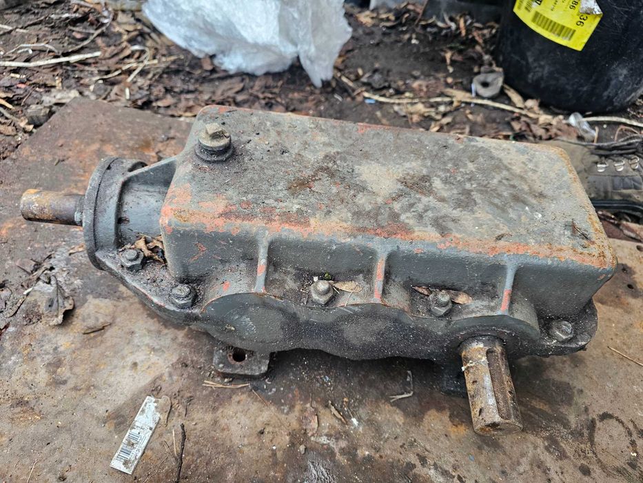 Przekładnia rozrzutnik 1 : 0,8333