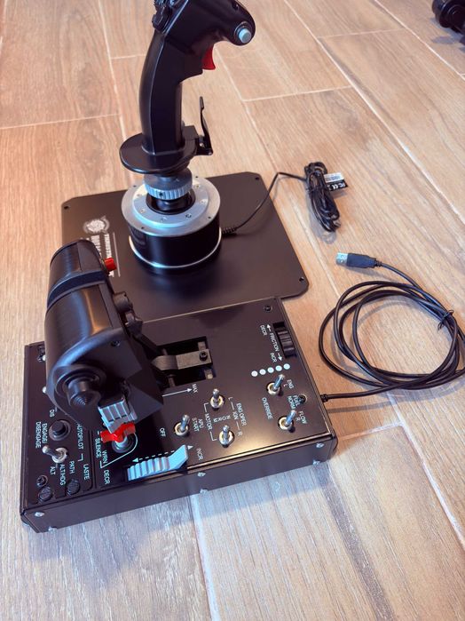 Thrustmaster Hotas Warthog