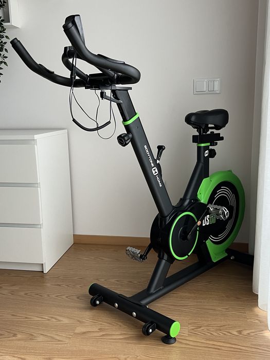 Bicicleta de Spinning BODYTONE DS06
