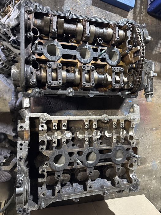 Головка блоку циліндрів ГБЦ Volkswagen B5 Audi 2.4-2.8i 078103373AH
