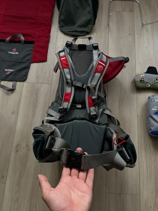 Plecak turystyczny do noszenia dziecka Littlelife