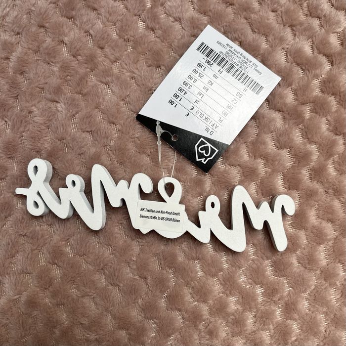 Biały drewniany napis Mr&Mrs ślub