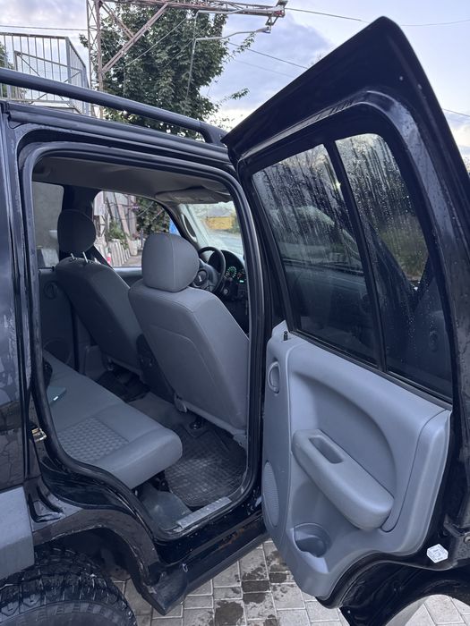 Продам Jeep Liberty KJ