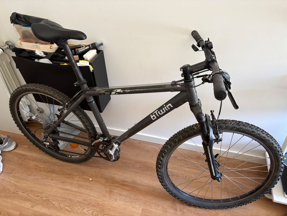 Bicycle B-Twin 8 gears
