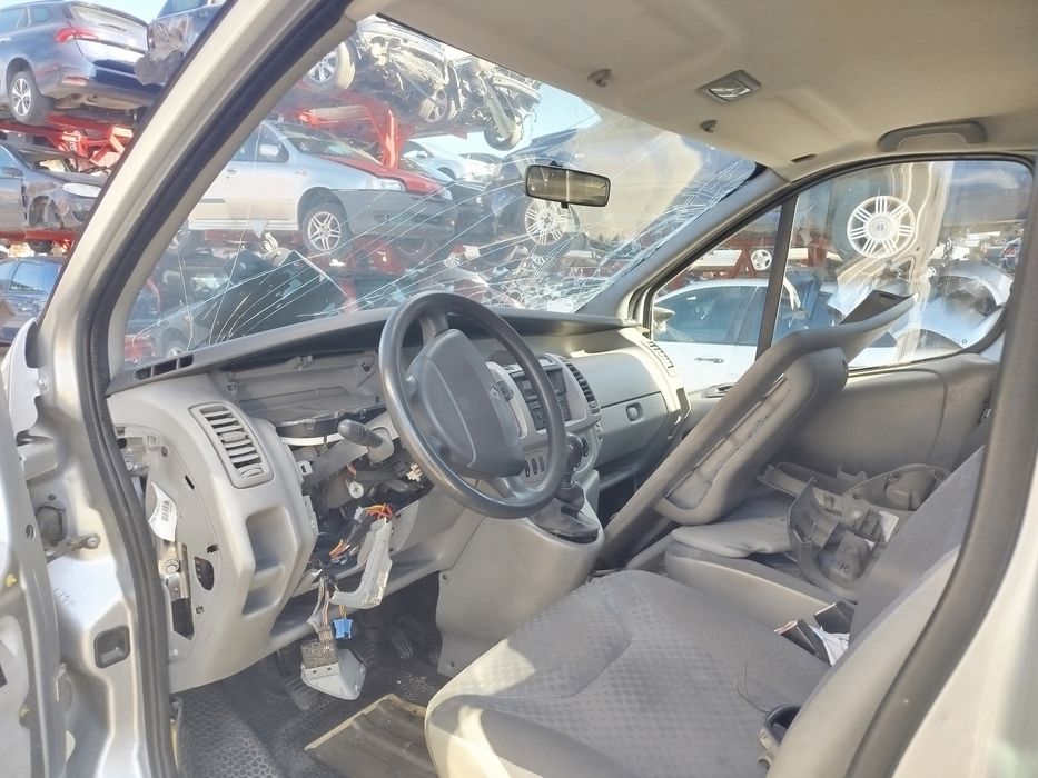 Renault trafic 2.0 dci