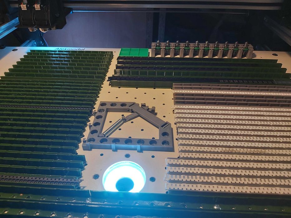 Lumen PNP, Ростановщик SMD компонентів на плати, станок