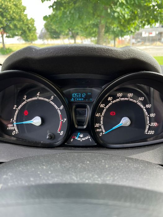 Ford Fiesta em excelente estado - Torres Novas ou Lisboa