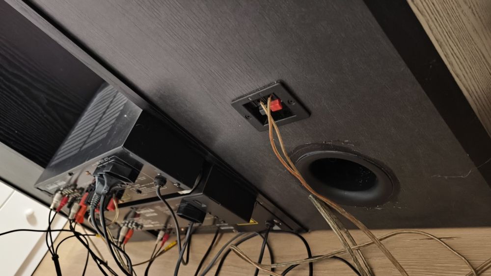 Wieża Pioneer + kolumny. Transport do 100km.