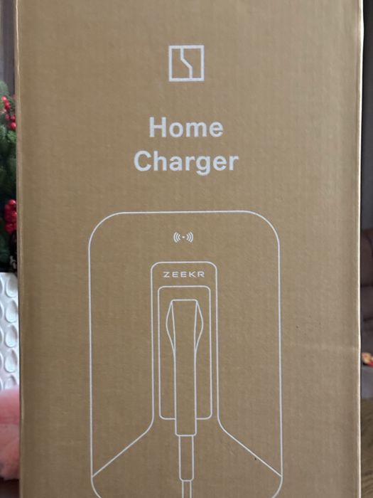 Зарядна станція ZEEKR: 19 999 грн. - Інші автоаксесуари Київ на Olx