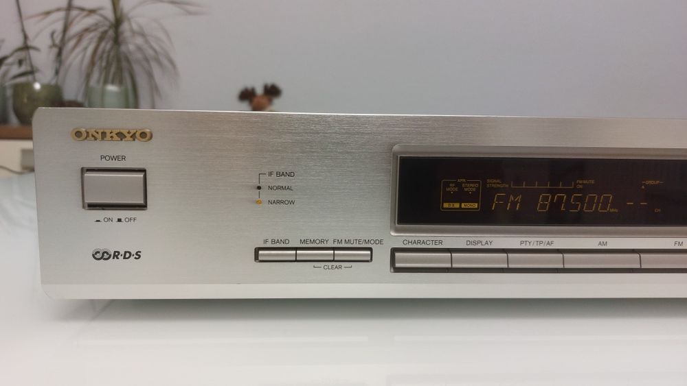 ONKYO Integra T-4511 FM Stereo