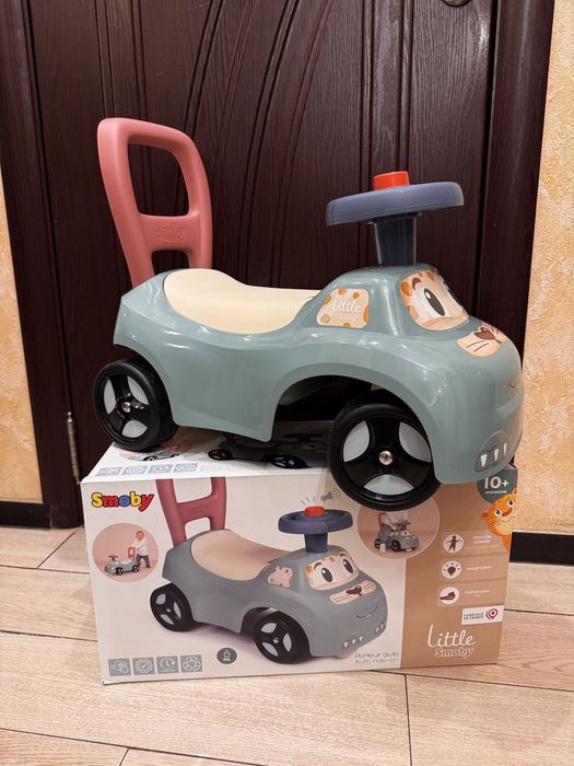 Машинка-толокар Smoby Котик