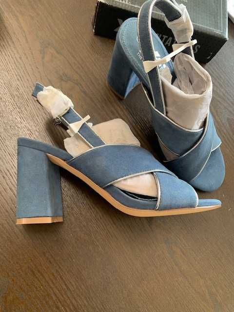 Sandálias Novas ainda na caixa XTI