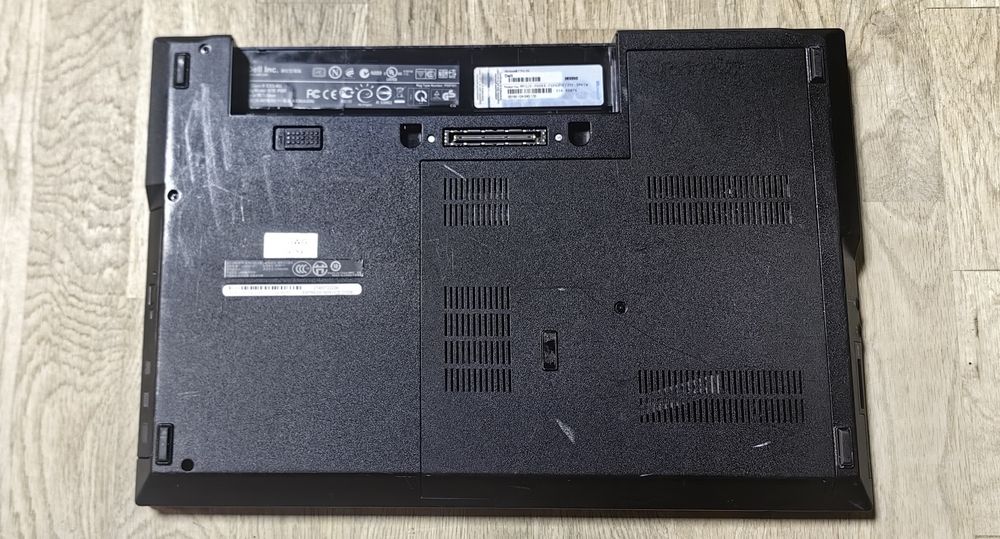 Ноутбук Dell P05f/i5-560M/Ram 4Gb/HDD No