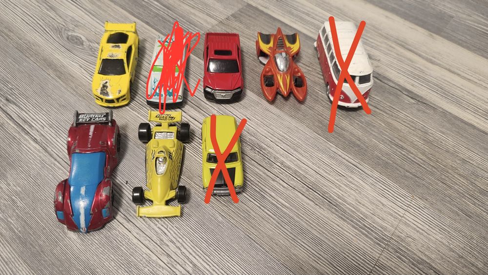 Машинки HotWheels