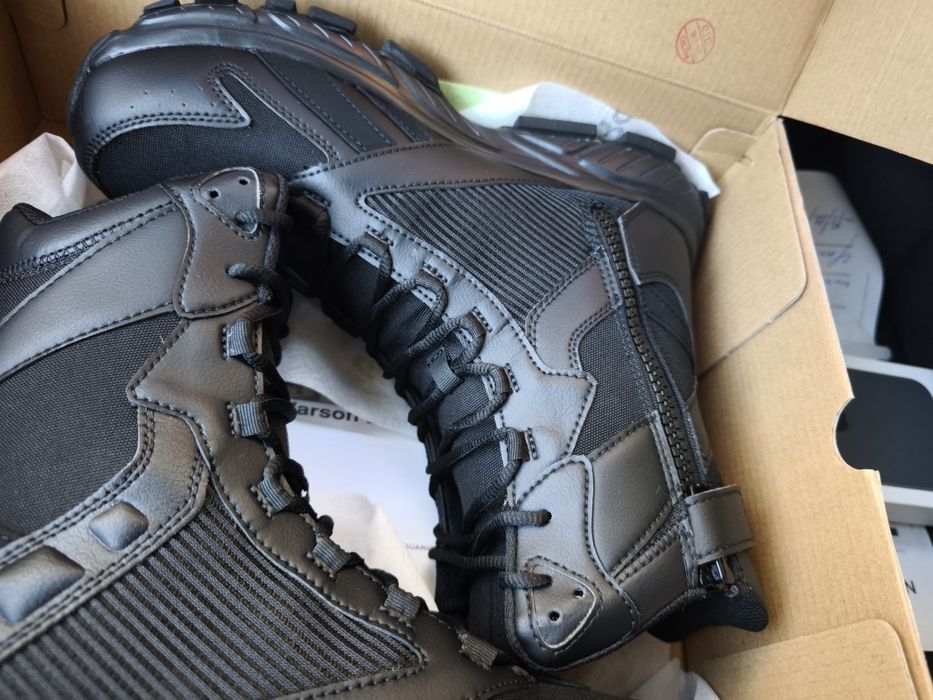 Botas Ranger Reebok com fecho