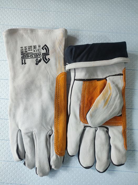 Перчатки сварщика