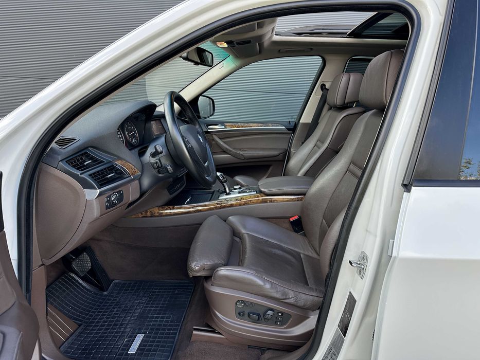 BMW X5 E70 35D 286PS 4x4 SPORT Bi-Xenon LED Komforty Panorama 20" WZÓR
