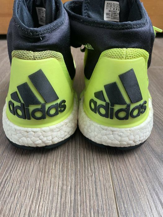 Чоловічі кросівки adidas ...