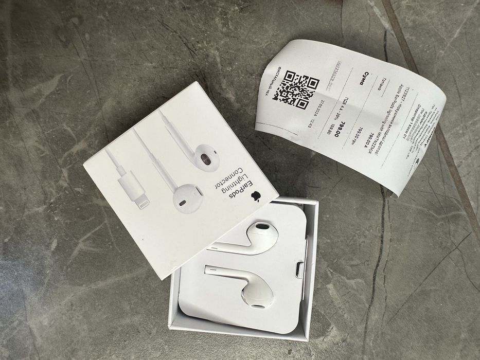 Earpods lightning наушники Apple iphone